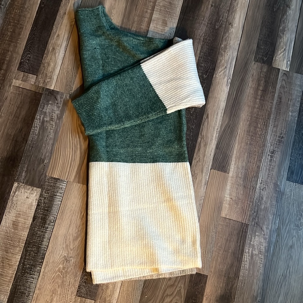 Turtle Neck Sweater - image 2